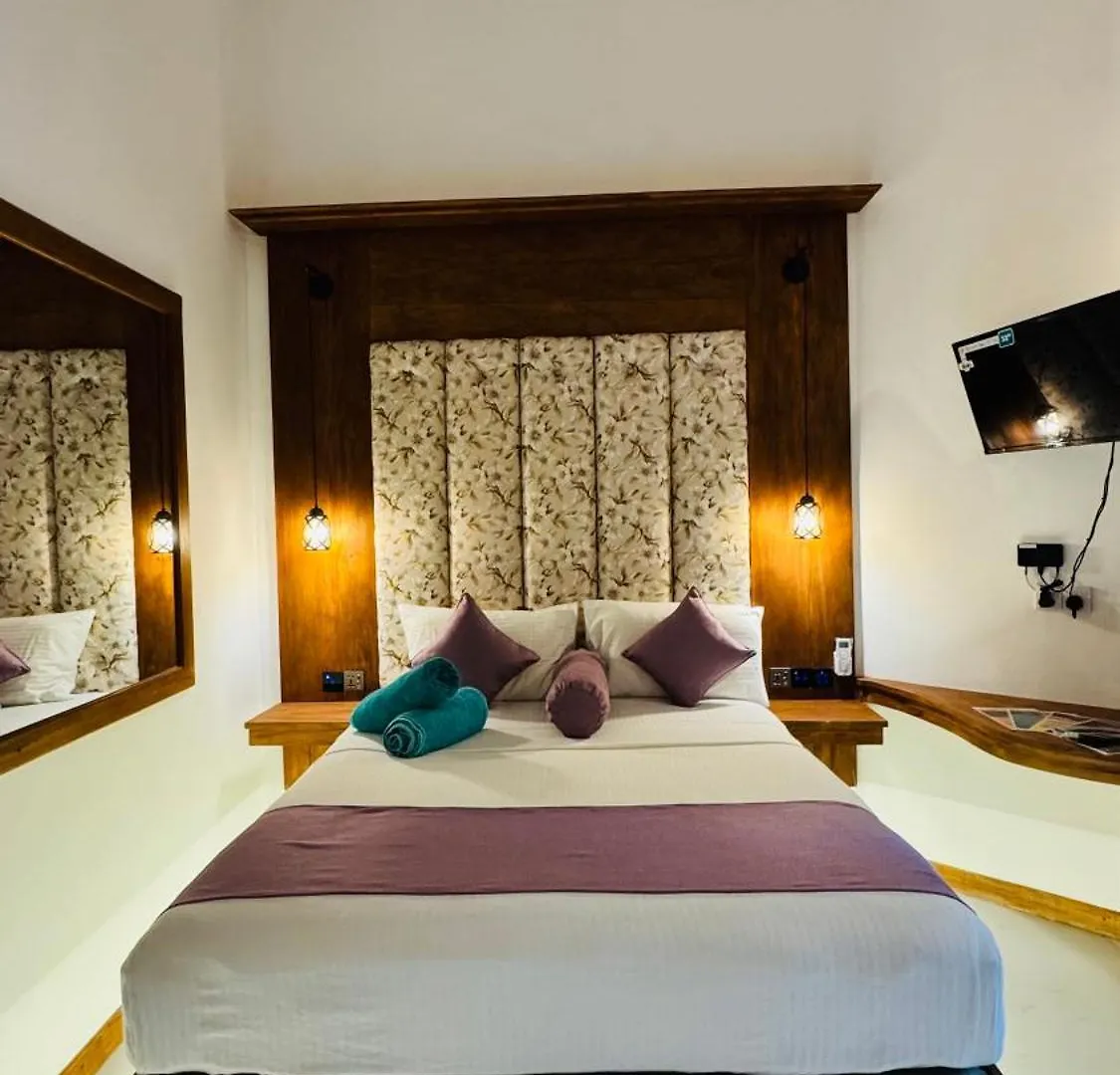 Hotel Palmyra Nature Resort Sigiriya