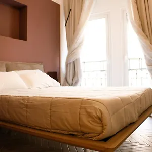 בית הארחה Florea Palace רומא