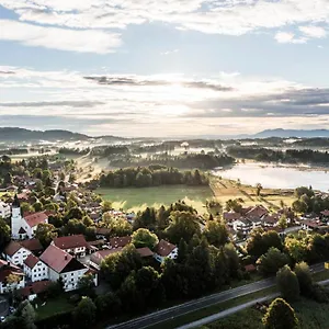 https://ringhotel-parkhotel-soier-see.com-bavaria.com