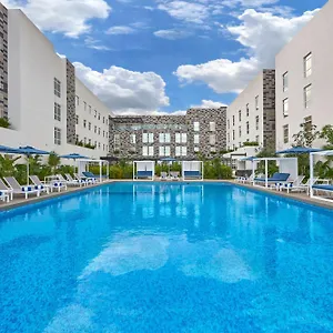 Express By Marriott Aeropuerto Riviera Hotel Cancún