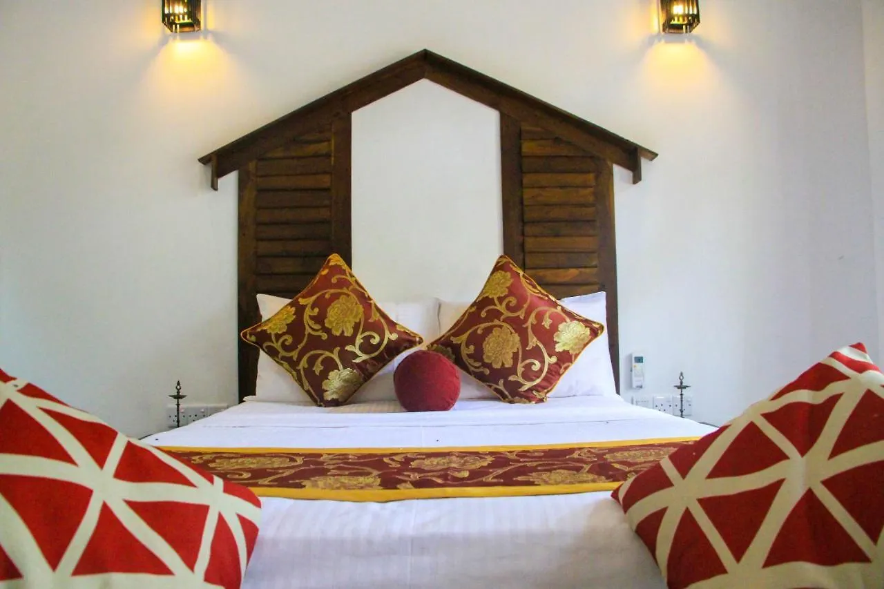Hotel Palmyra Nature Resort Sigiriya